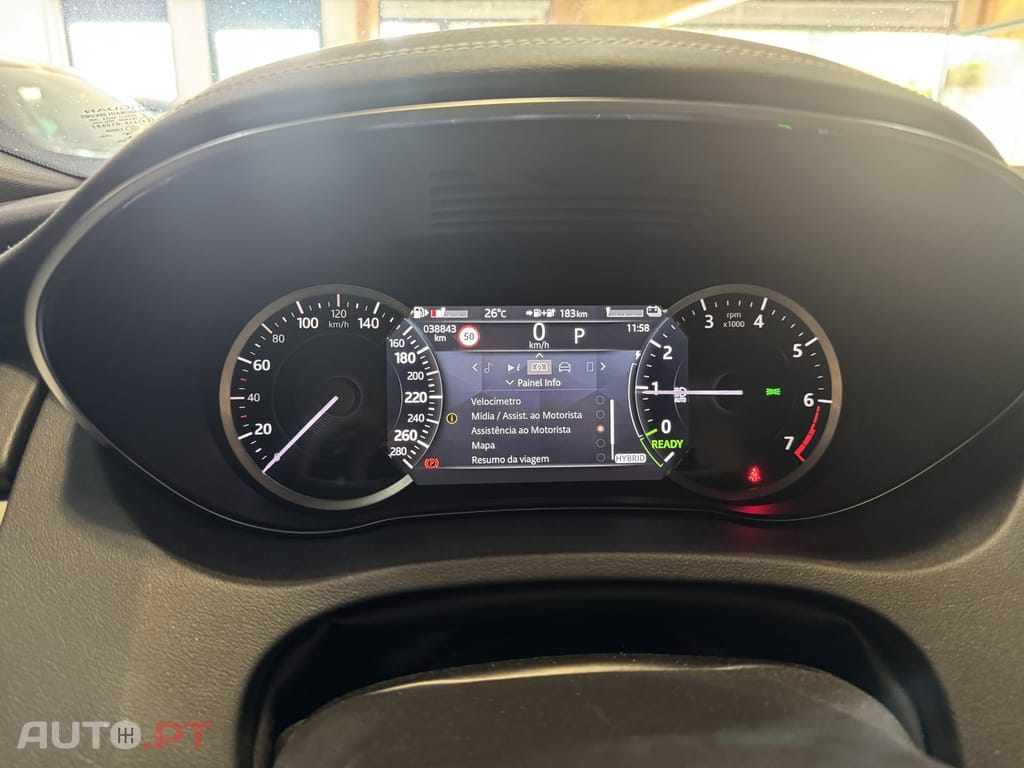 Jaguar E-Pace 1.5 P300e R-Dynamic HSE AWD Aut.