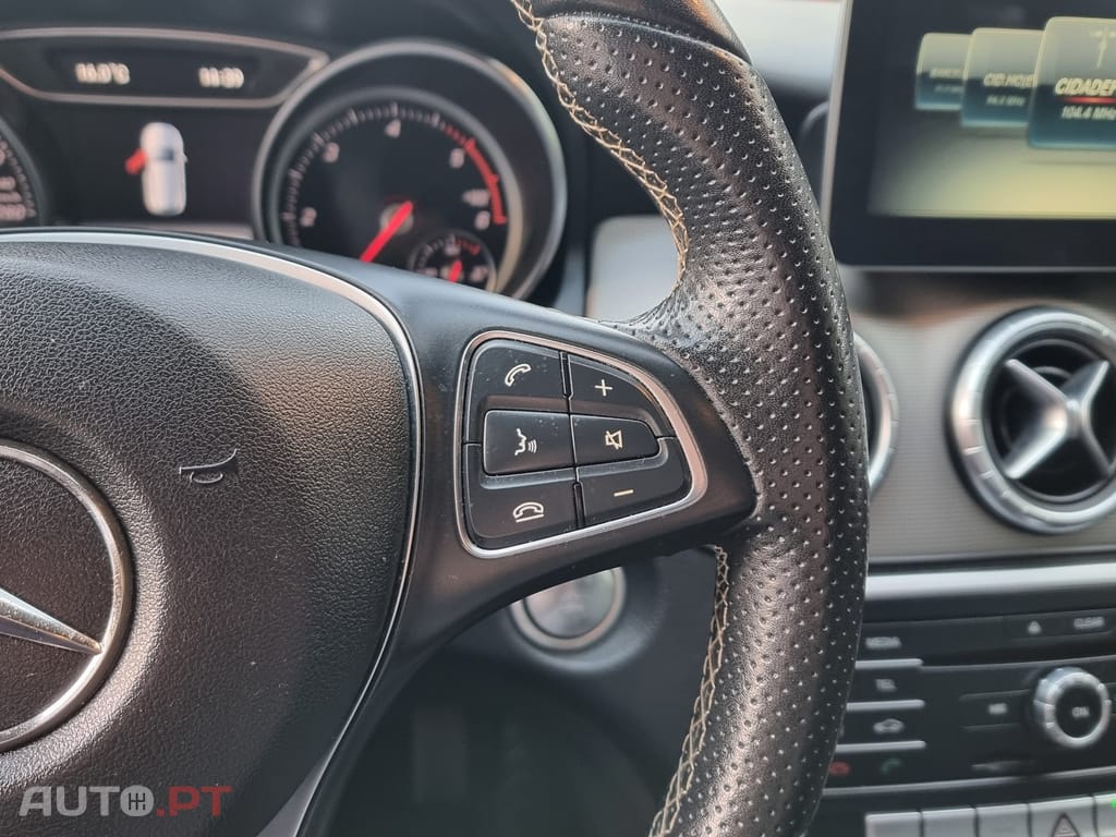 Mercedes-Benz CLA 180 d