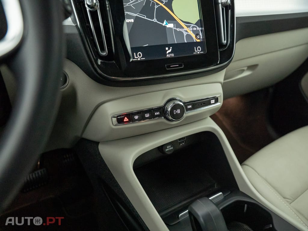Volvo XC40 1.5 T4 PHEV Inscription Expression