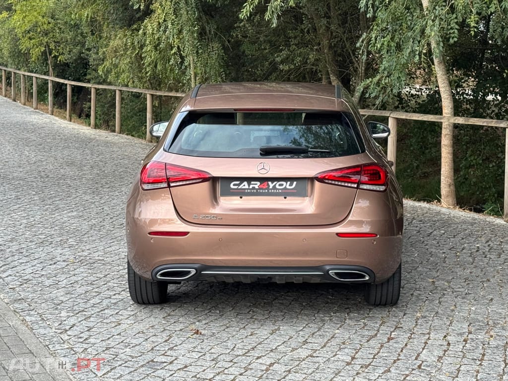 Mercedes-Benz A 250 e Progressive