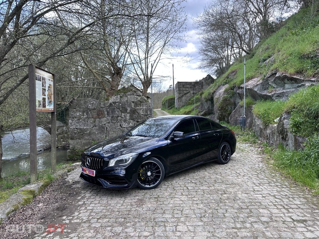 Mercedes-Benz CLA 200 d AMG LINE