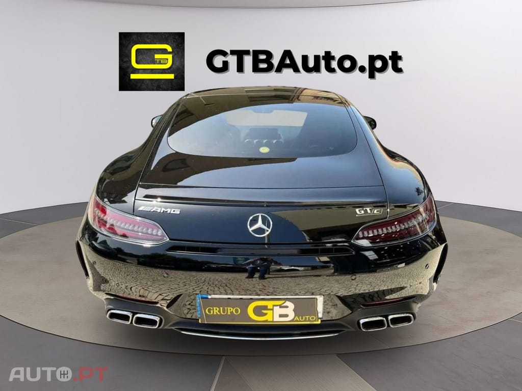 Mercedes-Benz AMG GT Coupe  V8 