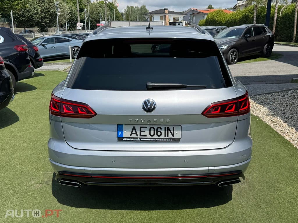 Volkswagen Touareg 3.0 TDI V6 R-Line