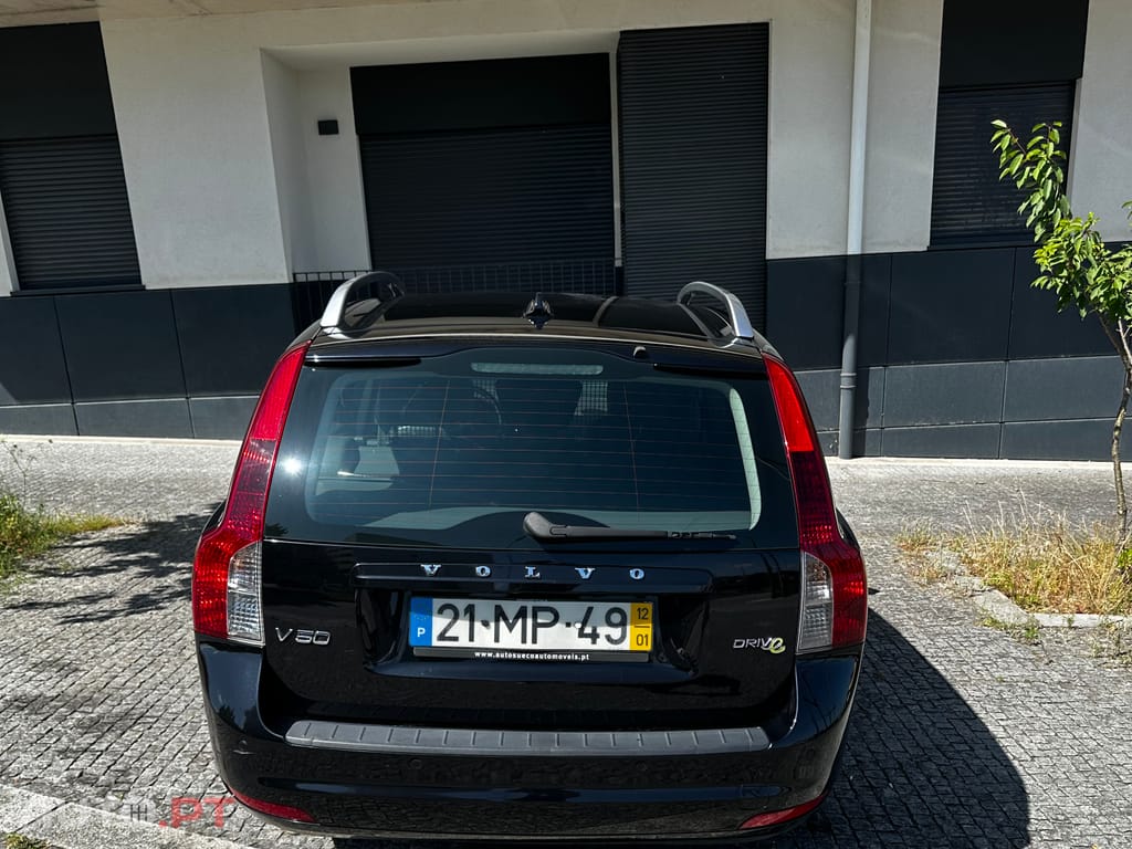 Volvo V50 R Design
