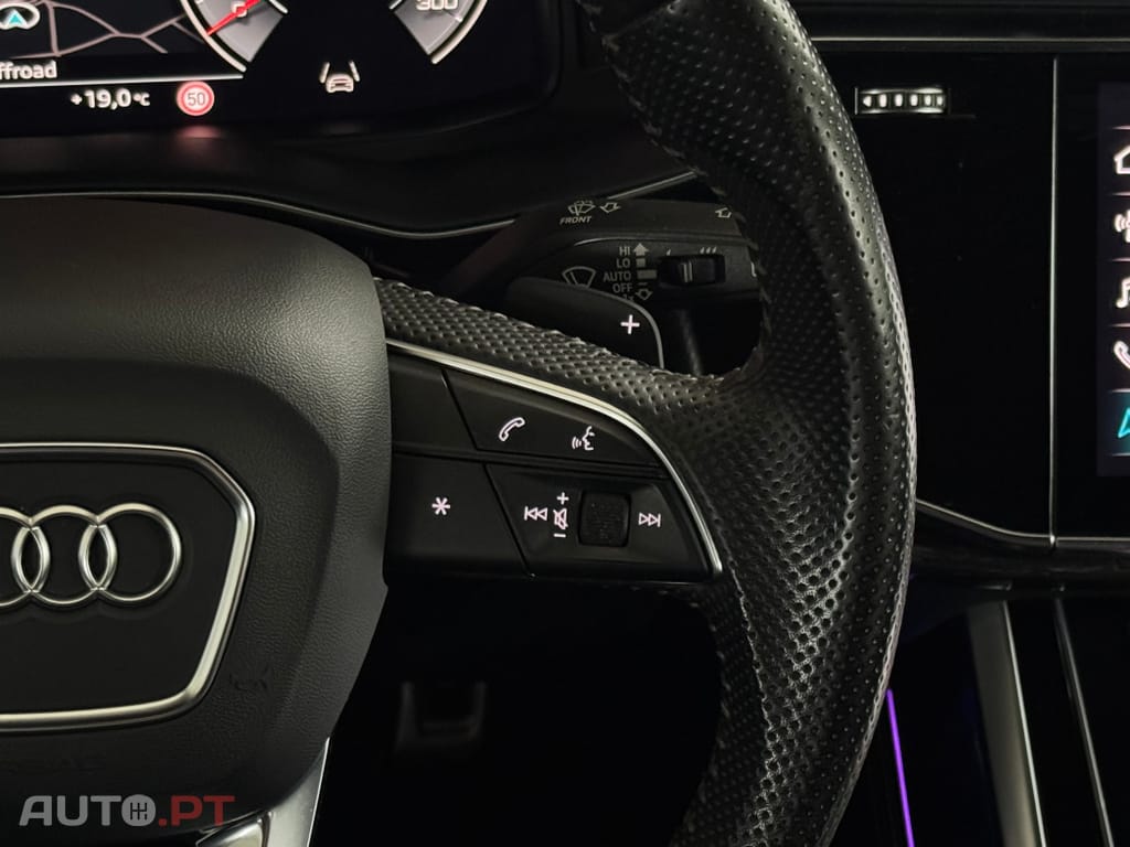 Audi Q8 50 TDI quattro Tiptronic