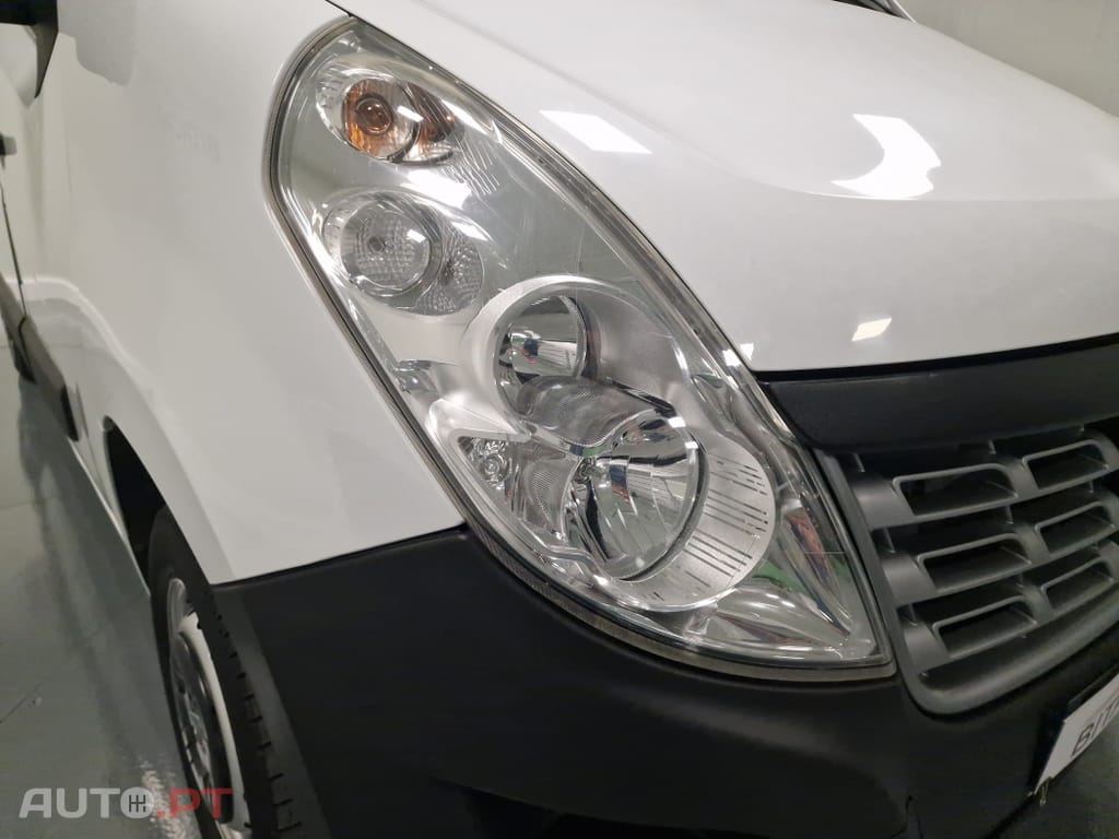 Renault Master 2.3 dCi L2H2 3.3T 130CV IVA DEDUTIVEL