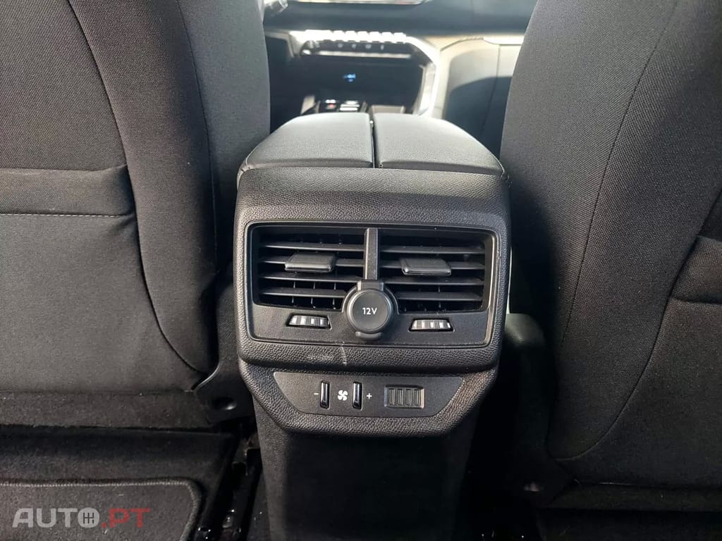 Peugeot 5008 1.5 BlueHDi Allure EAT8