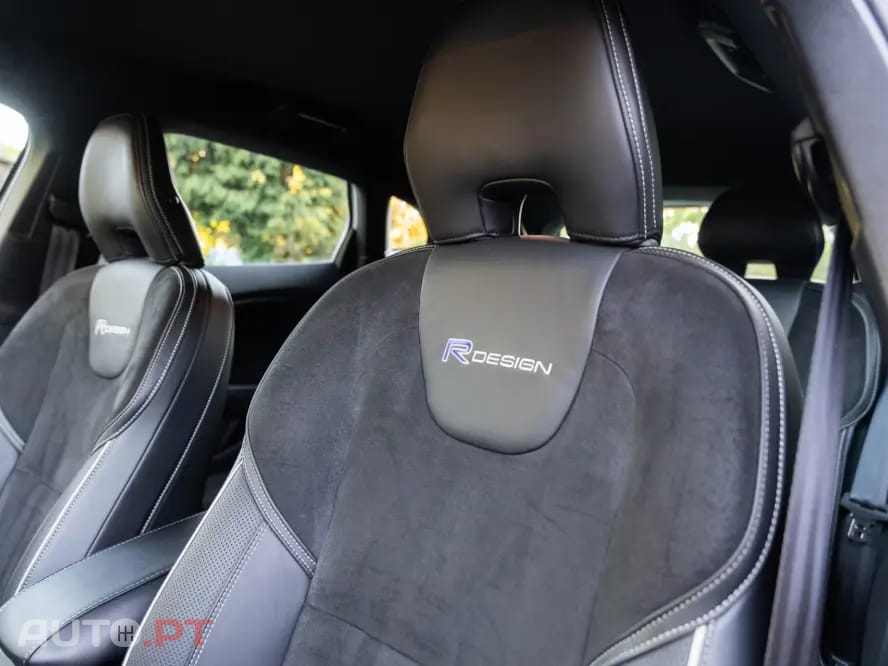 Volvo V40 1.6 D2 R-Design