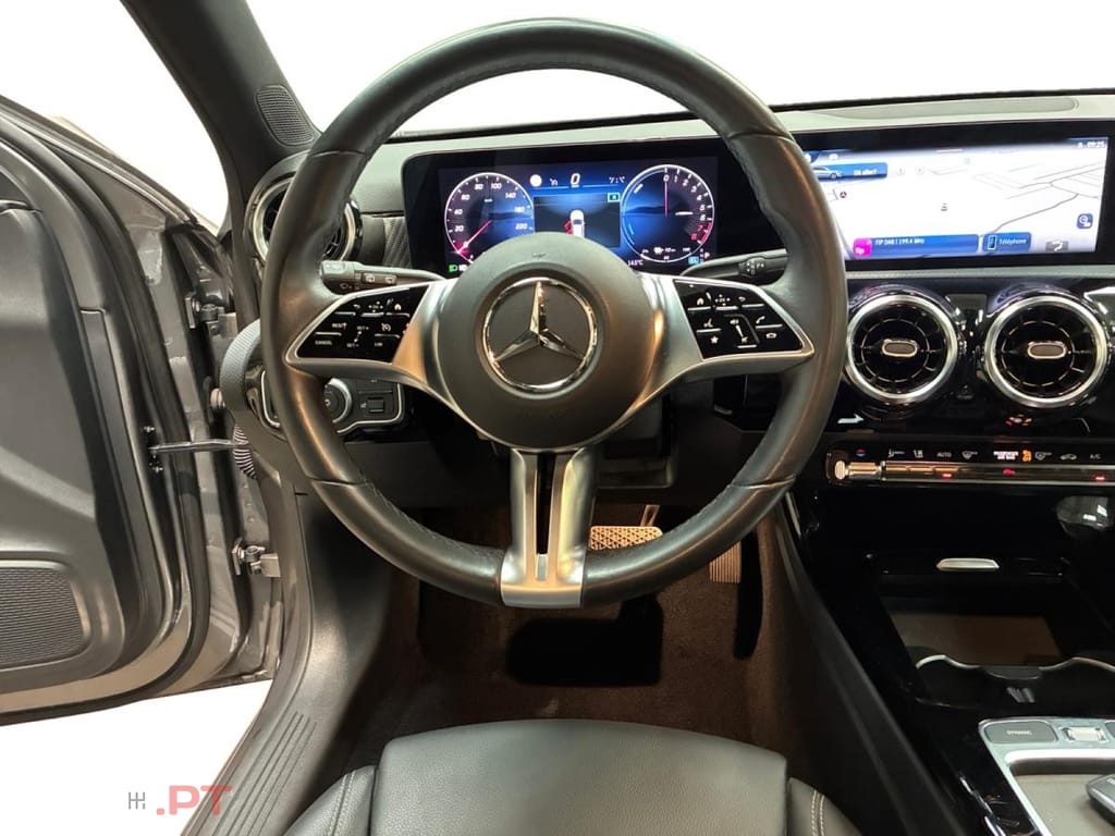 Mercedes-Benz A 250 e Progressive Line 8G-DCT