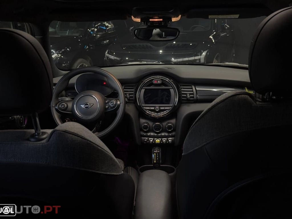 MINI Cooper Cooper SE