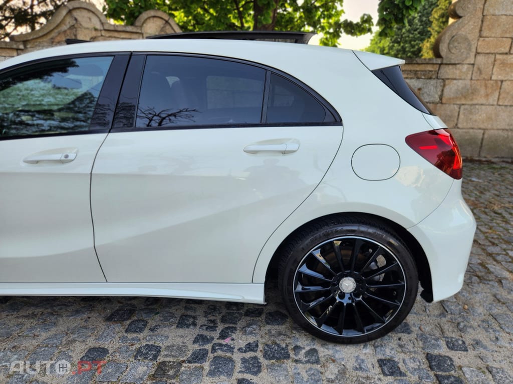 Mercedes-Benz A 180 d AMG Line