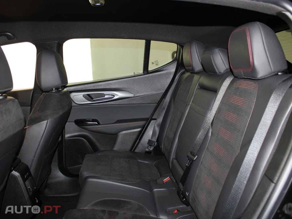 Alfa Romeo Tonale 1.3 HYBRID Q4 VELOCE I.V.A DEDUTÍVEL