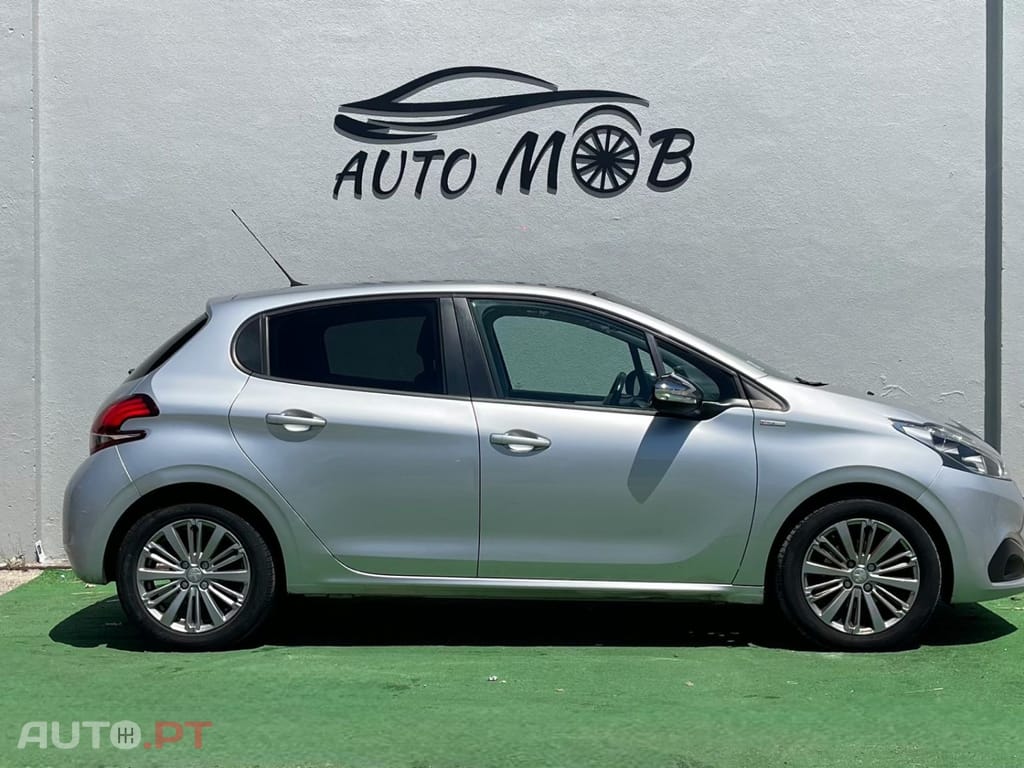 Peugeot 208 1.6 BlueHDi Style
