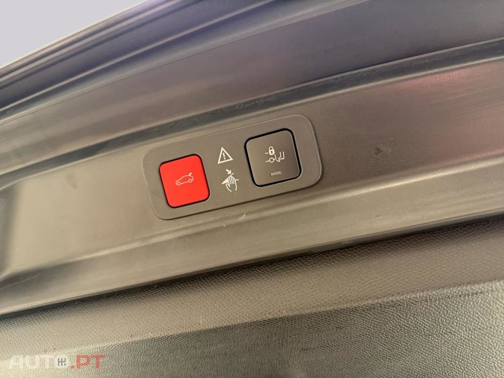 Peugeot 5008 Hybrid GT I.V.A DEDUTIVEL 