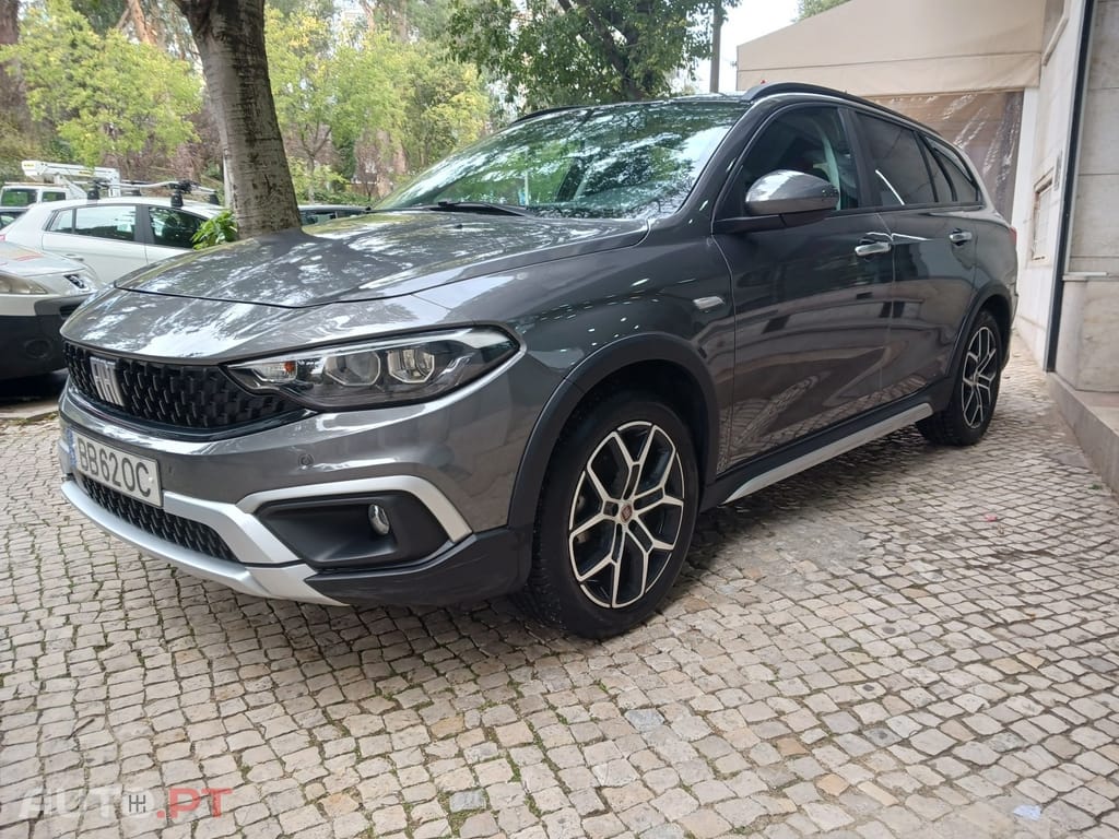 Fiat Tipo 1.0 GSE T3 Cross