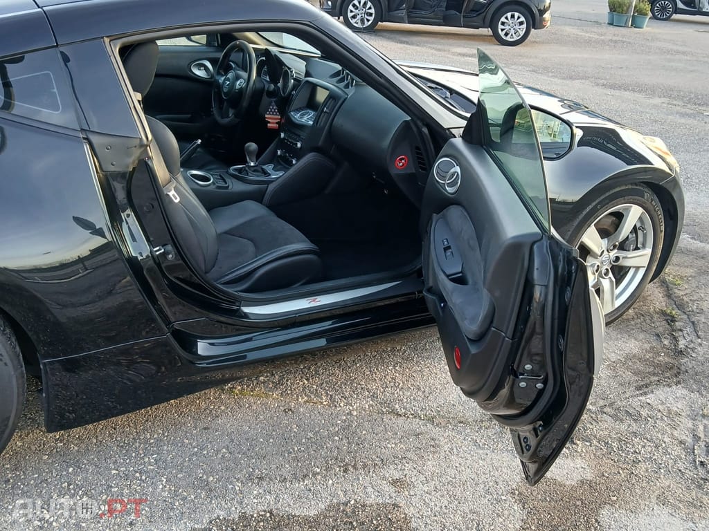 Nissan 370 Z Pack