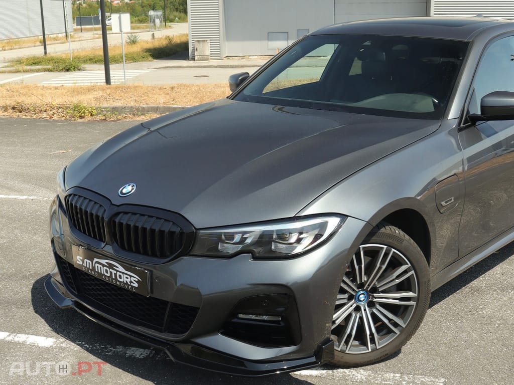 BMW 320 e Pack M Auto
