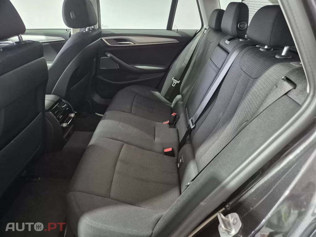 BMW 530 e xDrive Pack Desportivo M