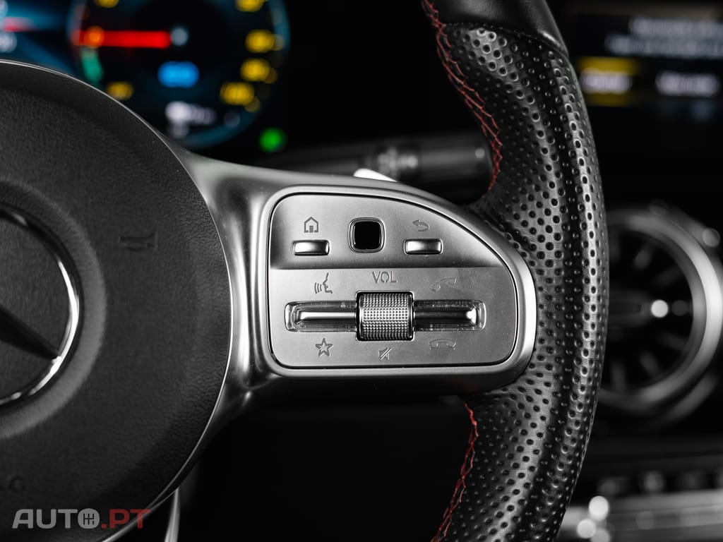 Mercedes-Benz GLA 250 e AMG Line