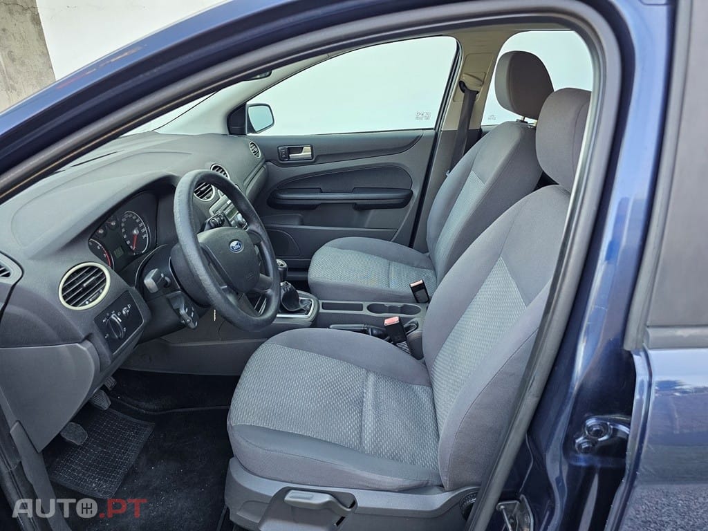 Ford Focus SW 1.4 16V Trend