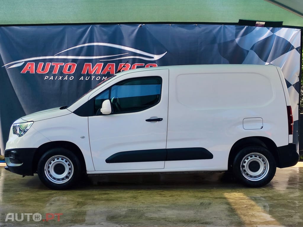 Opel Combo 1.5 CDTi L1H1 Enjoy