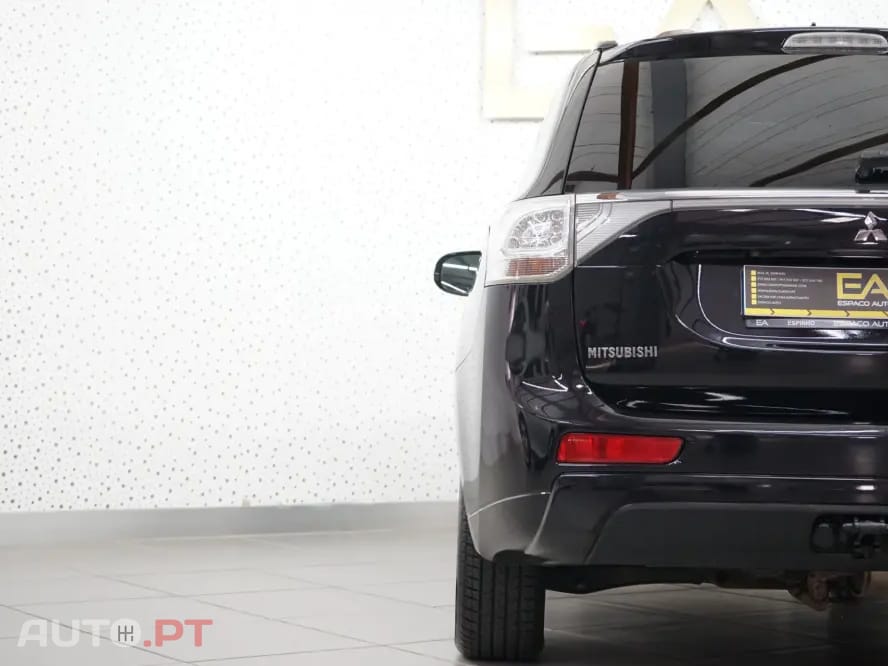 Mitsubishi Outlander 2.0 4WD Plus