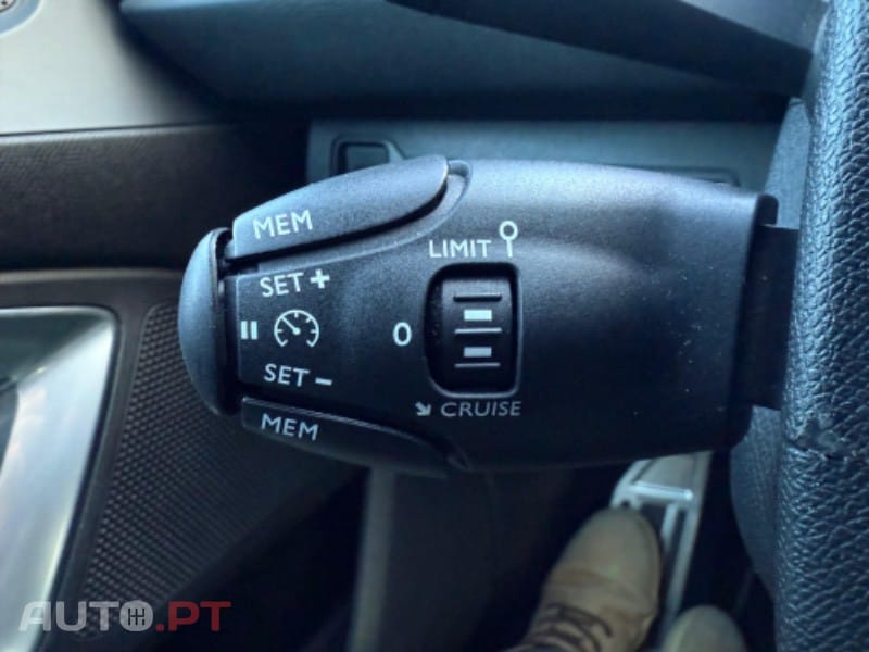Peugeot 308 1.6 e-THP GTi