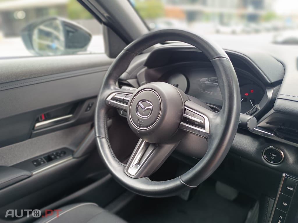 Mazda CX-30 e-SKYACTIV Makoto Urban Expression