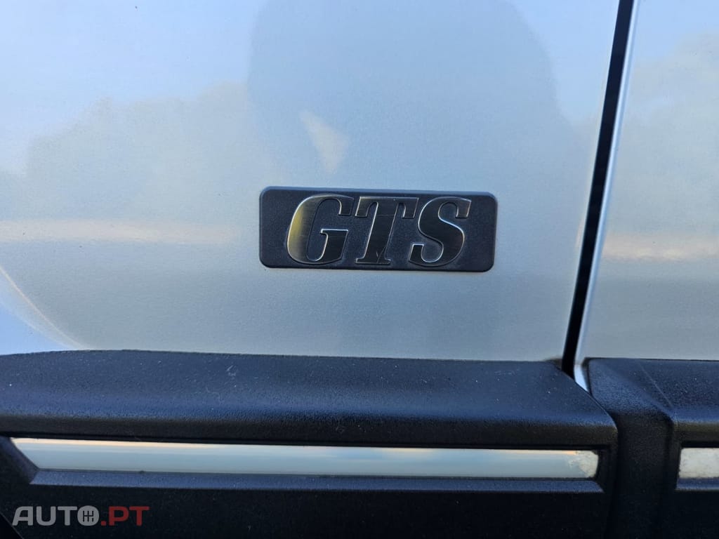 Renault 21 GTS