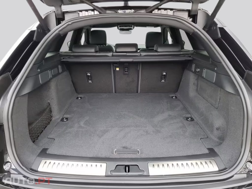 Land Rover Velar P400e Dynamic SE I.V.A DEDUTIVEL 