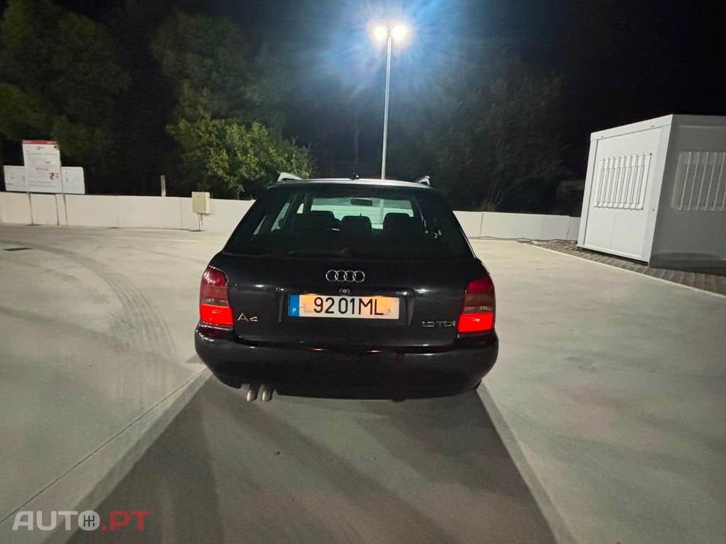 Audi A4 Avant 1900 tdi sw 115 1999