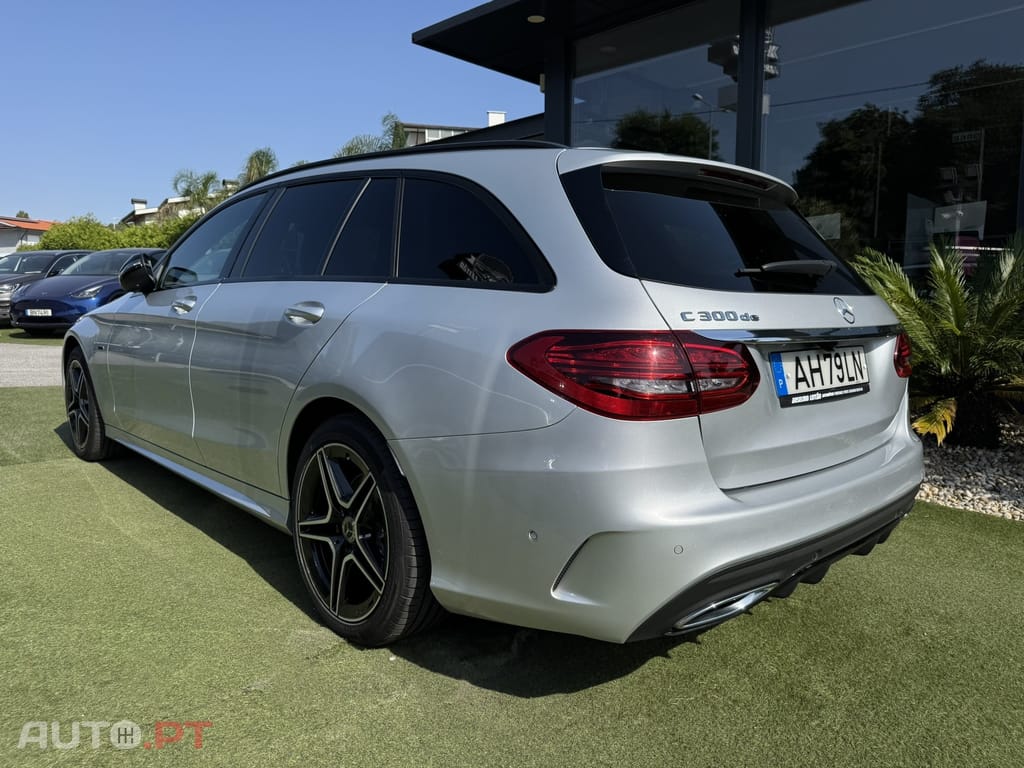 Mercedes-Benz C 300 de AMG Line