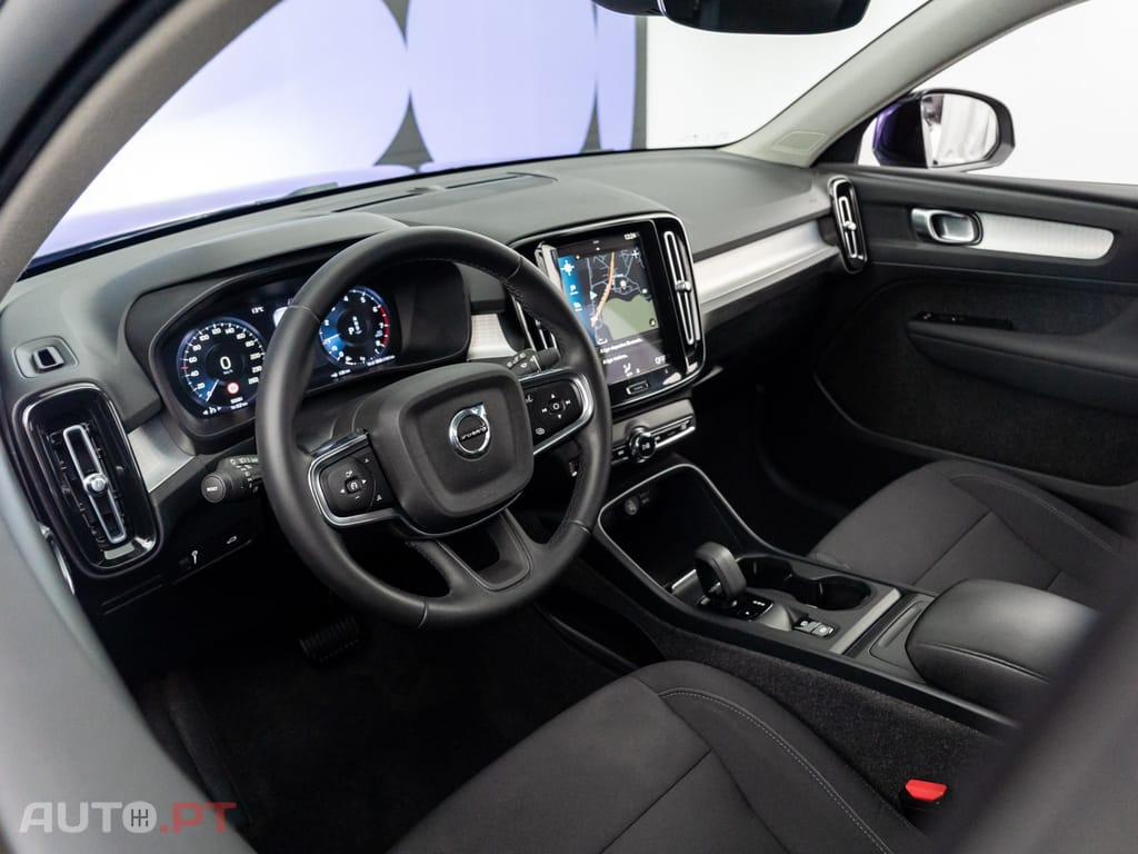 Volvo XC40 1.5 T2 Momentum Plus Geartronic