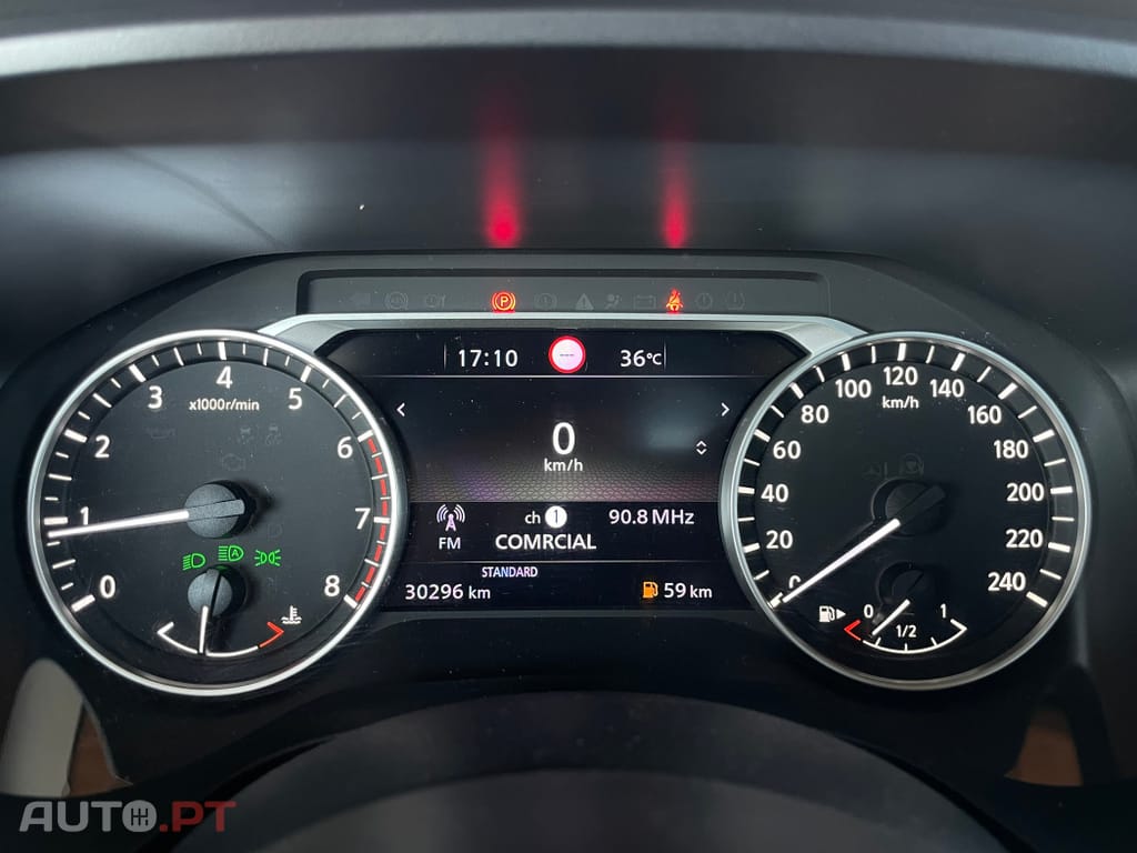 Nissan Qashqai 1.3 DIG-T N-Connecta LED+SKY