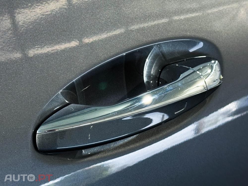 Mercedes-Benz EQA 250 AMG Line