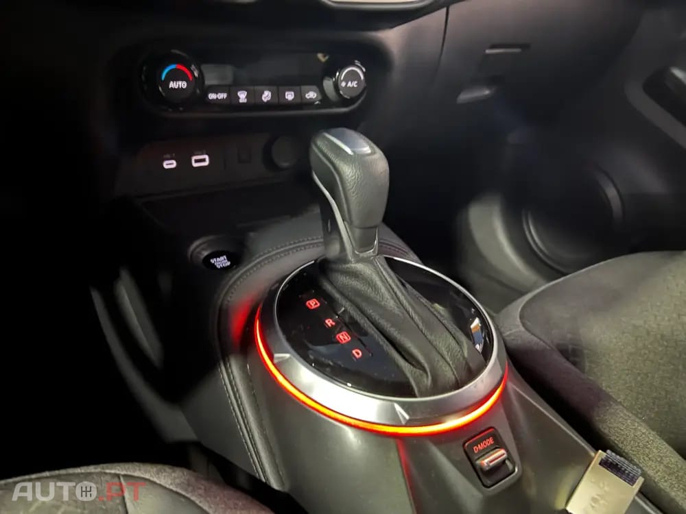 Nissan Juke 1.0 DIG-T N-Connecta NAV. DCT