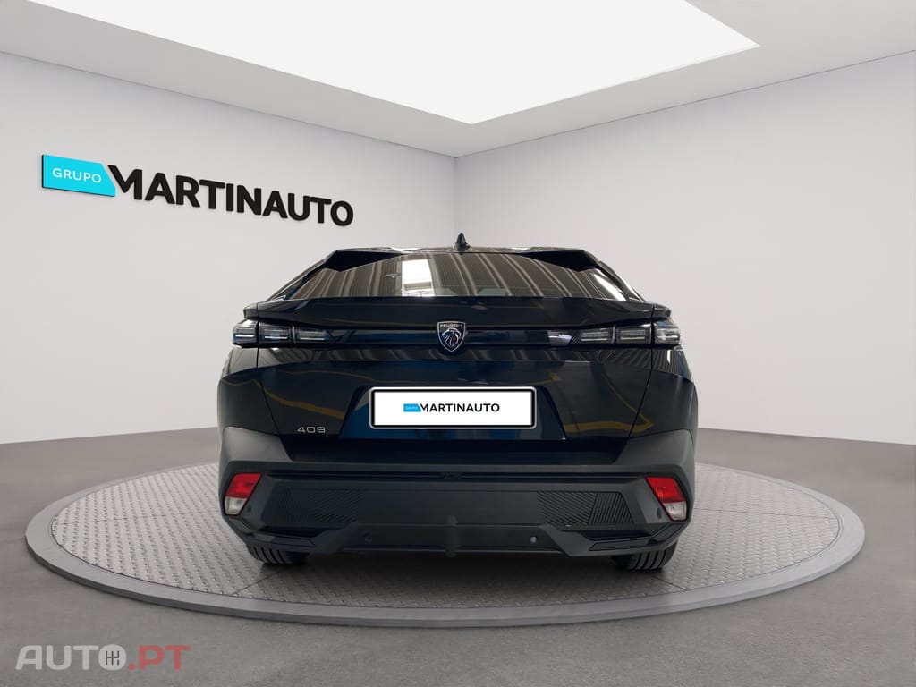 Peugeot 408 1.2 Hybrid Allure e-DCS6