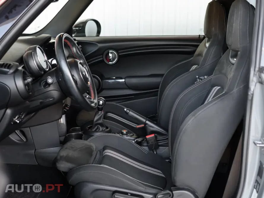 MINI Cooper Cooper D