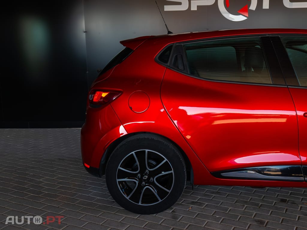 Renault Clio 0.9 TCE Limited