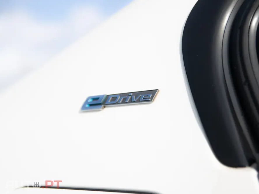 BMW 330 e iPerformance Line Luxury