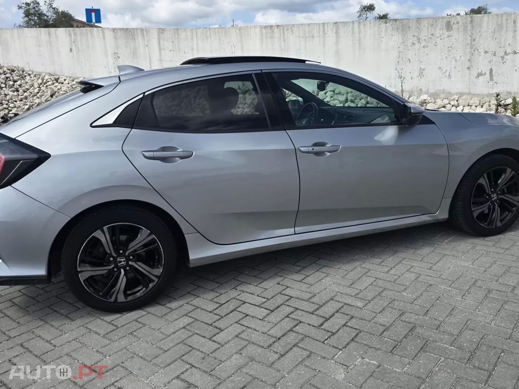 Honda Civic 1.0 i-VTEC Executive