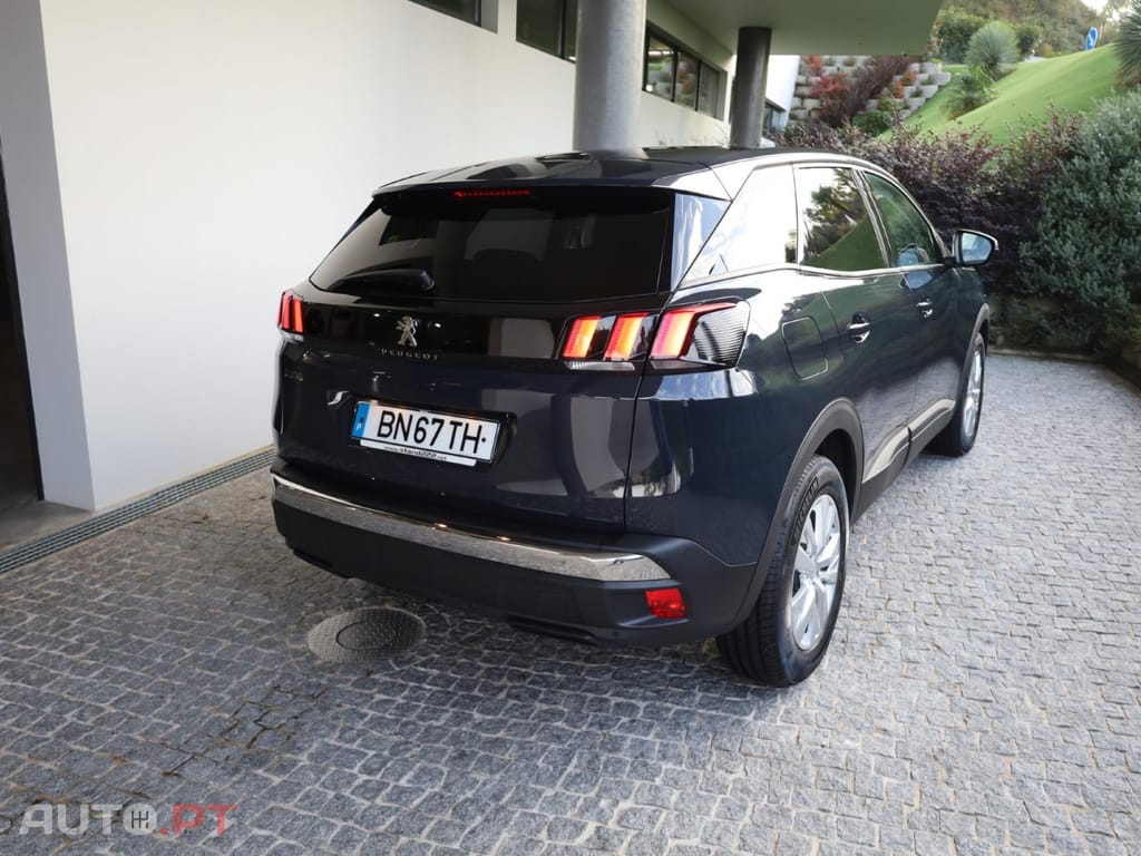 Peugeot 3008 1.2 PureTech Active EAT8