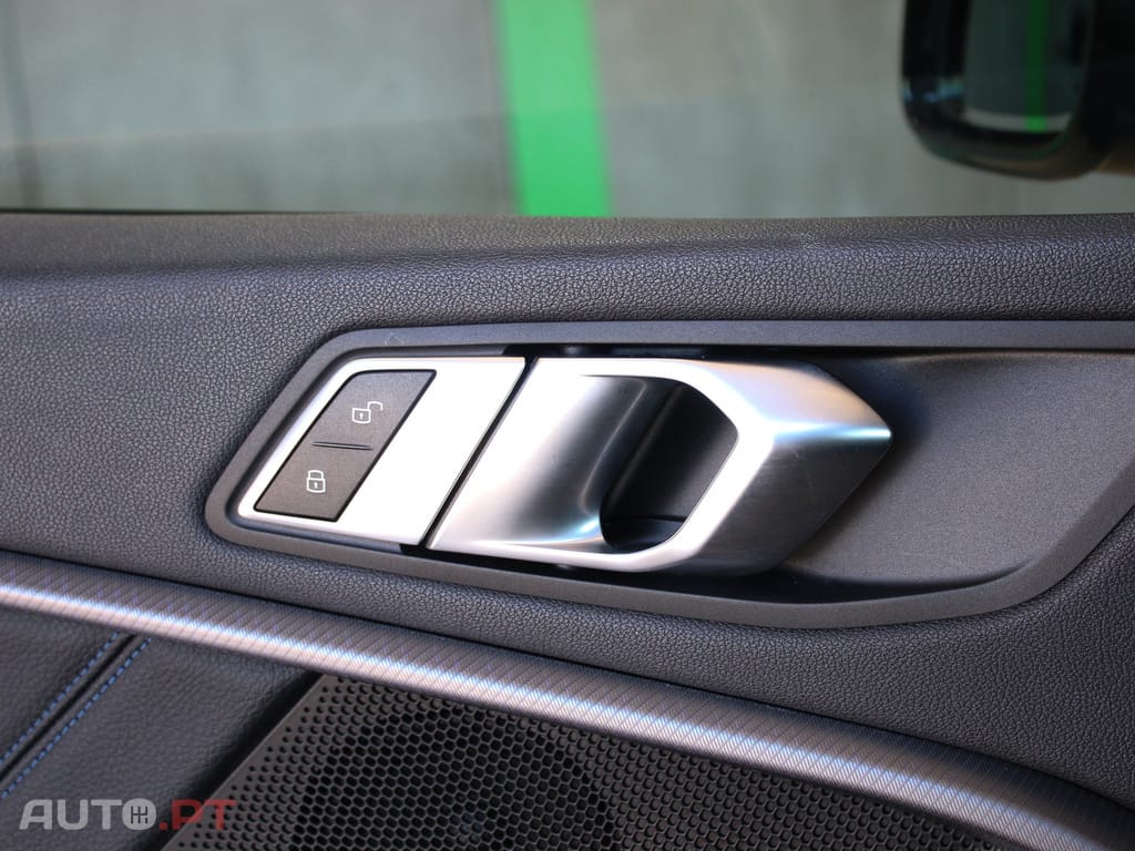 BMW 216 d Pack Desportivo M