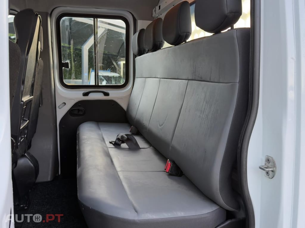 Renault Master 7 L + BASCULA