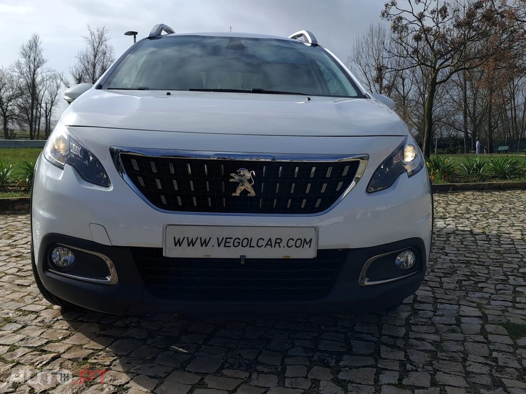 Peugeot 2008 1.5 BlueHDi Signature