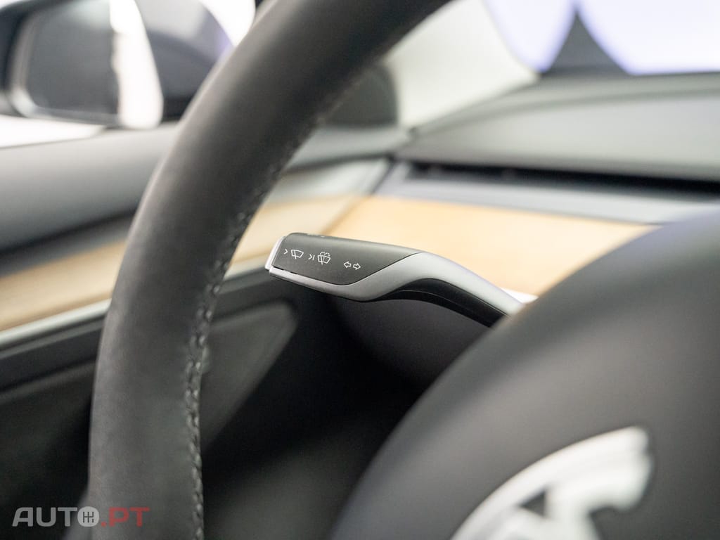 Tesla Model 3 Long Range Tração Integral