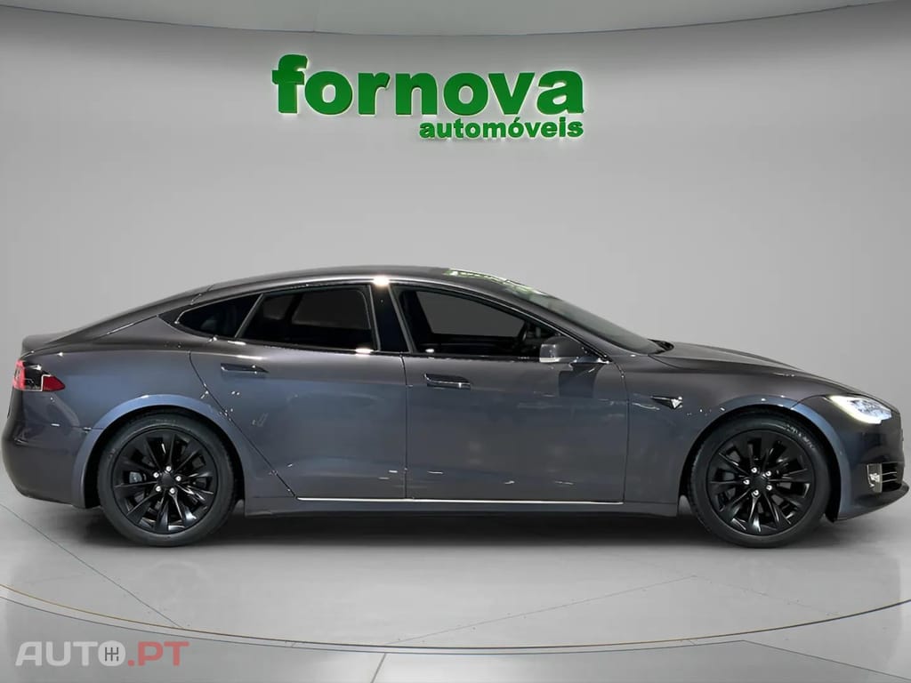Tesla Model S 75D