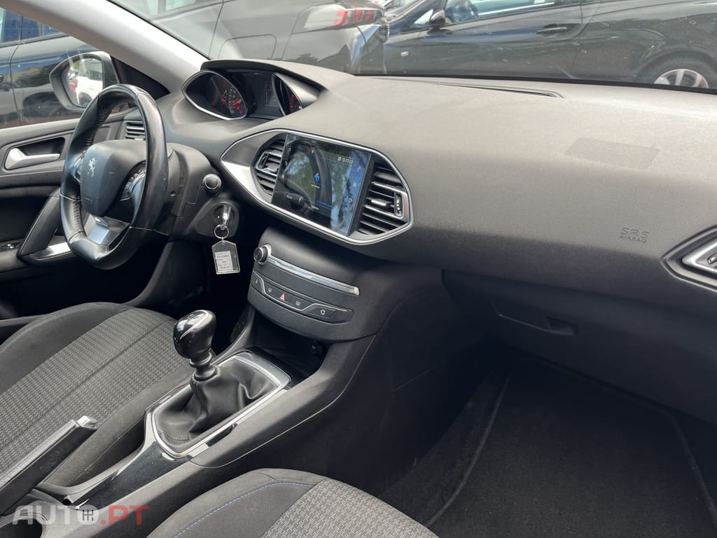 Peugeot 308 1.2 PureTech Style