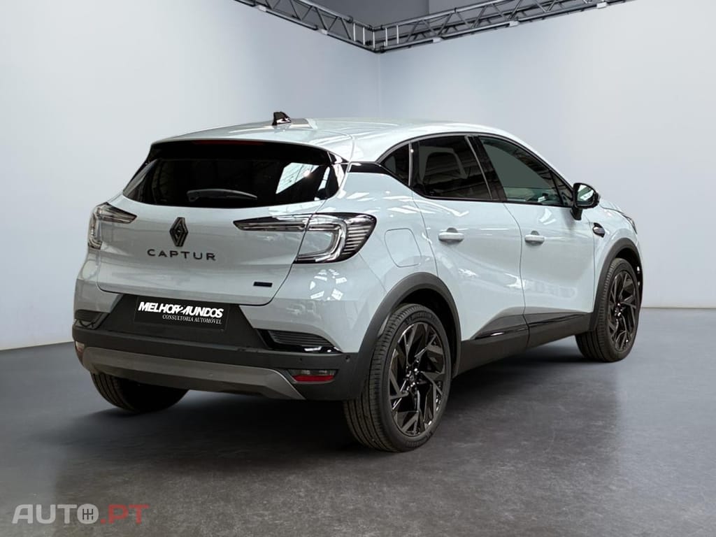 Renault Captur 1.6 E-Tech Full Hybrid Esprit Alpine