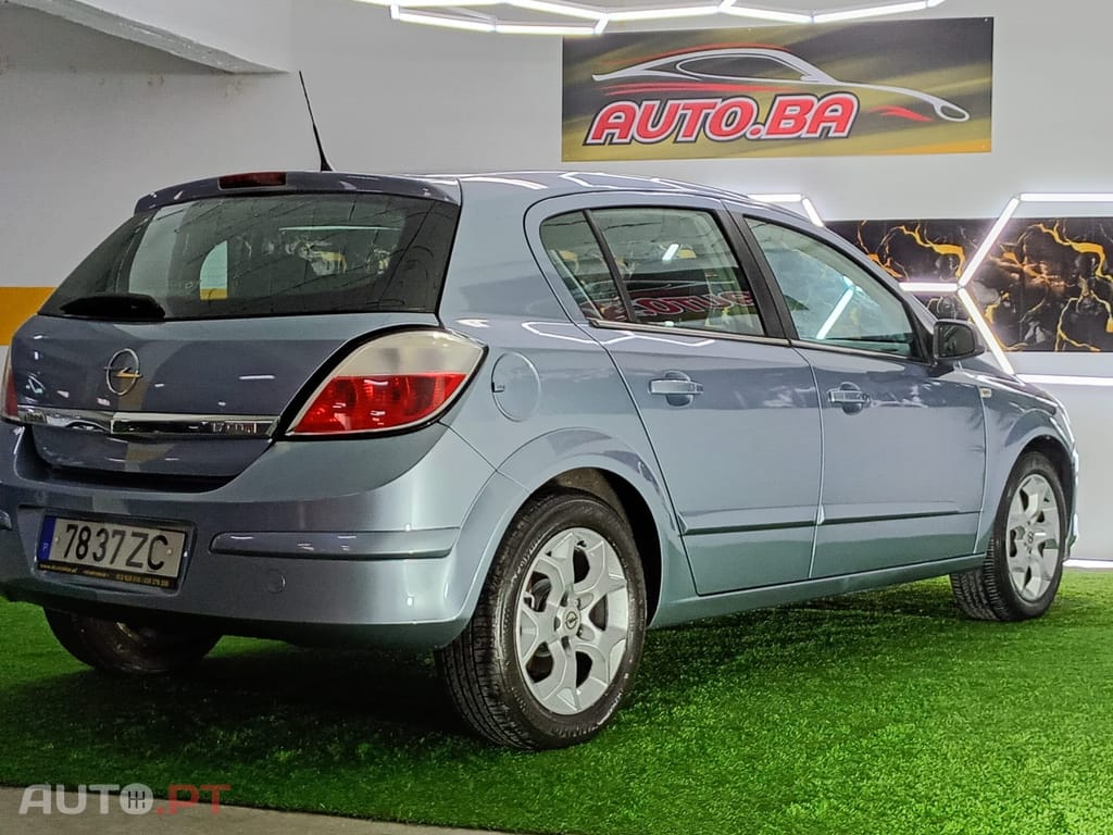 Opel Astra 1.7 CDTI Cosmo M5